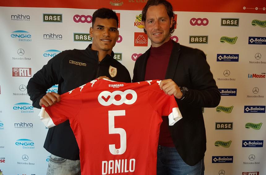 Danilo BARBOSA signs for the Rouches