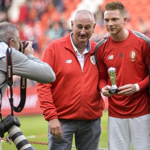 Trofee van de topschutter voor Renaud EMOND