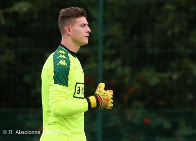 Senne VITS prolonge au Standard et va en prêt au MVV Maastricht